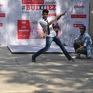 Zoom & John Players Buddiez